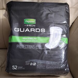 Depend Men's Guards Maximum  Protection - Black